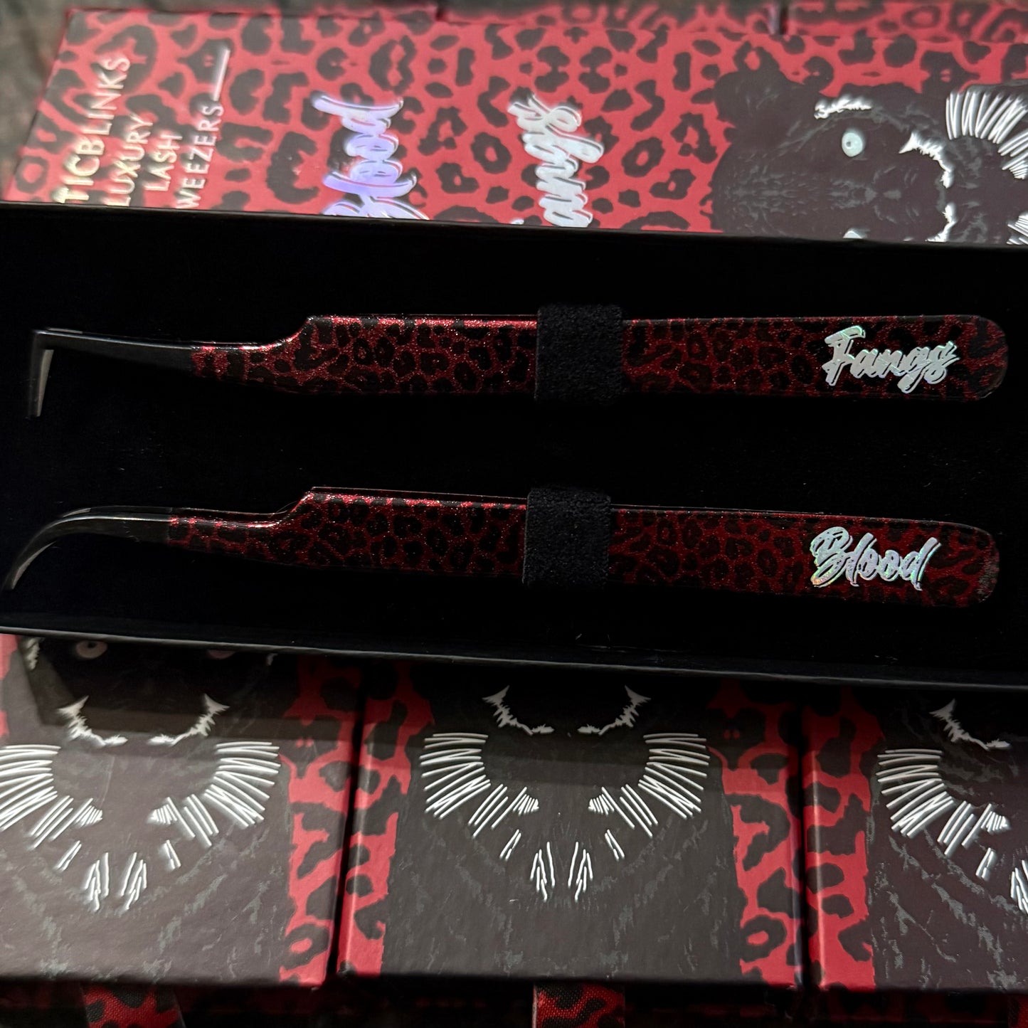 Blood Fangs Duo Tweezers